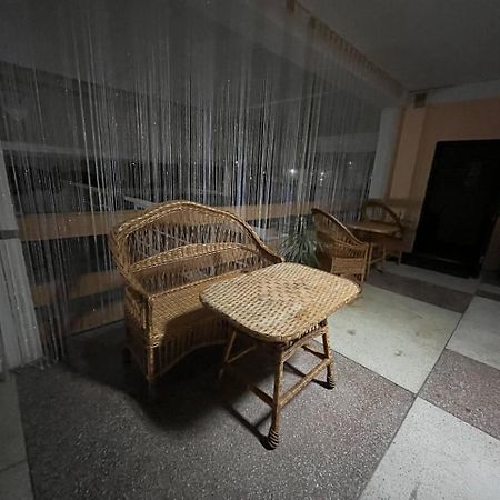 Готель Ас Берегово Eksteriør bilde